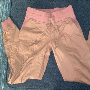 Lululemon Dance Studio Joggers🤎